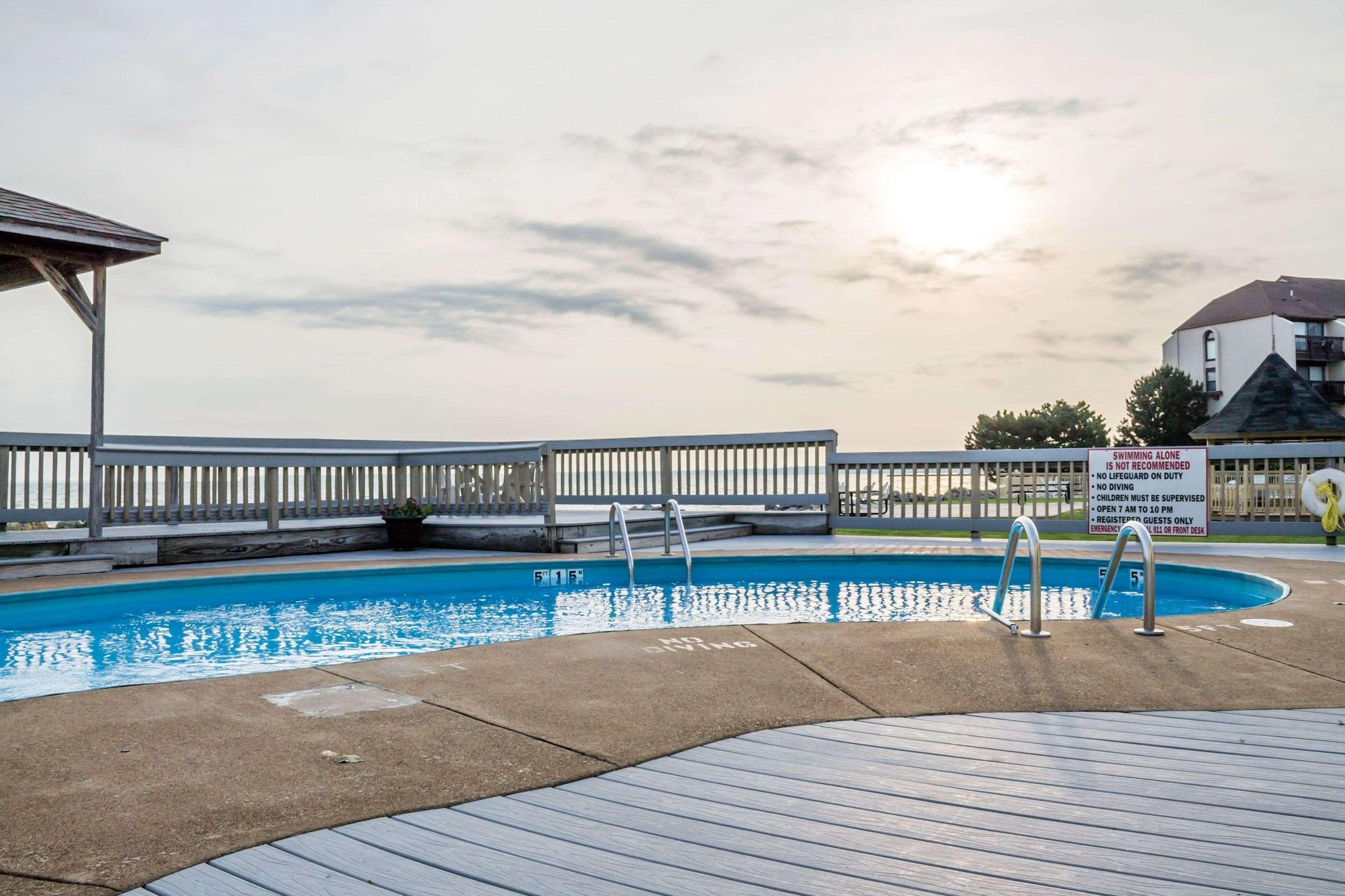 Quality Inn Port Clinton Exterior photo